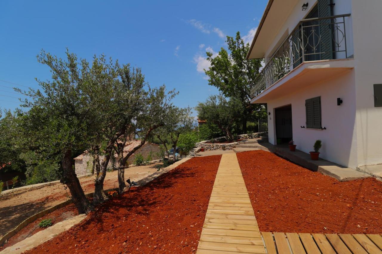 Casa Mainotti - Villa In Mani Nomitsis Exterior foto